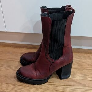 Stylish Women's Leather Boots - Burgundy